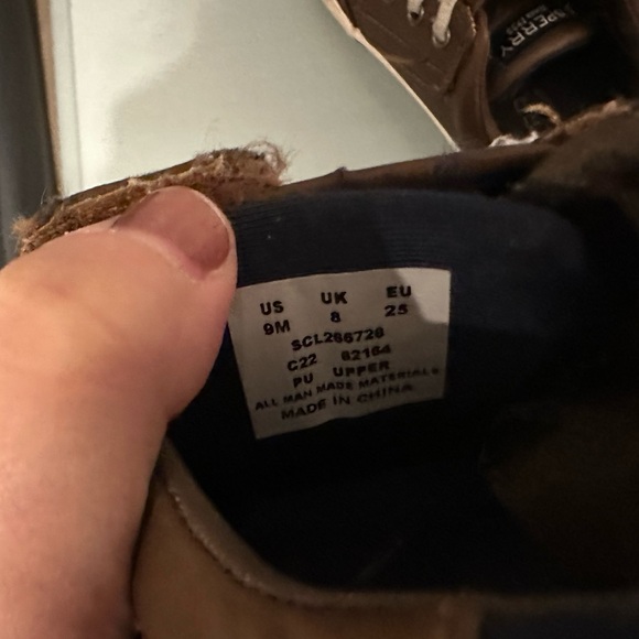 Boys Sperry shoes size 9 - Picture 4 of 4
